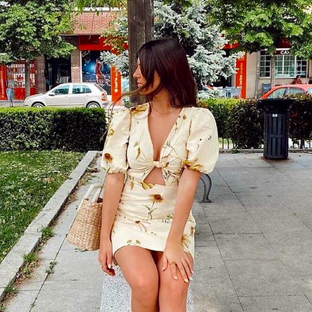 Bloggers Fav!! 🌼 H&M Wildflower Collection Linen Blend Dress